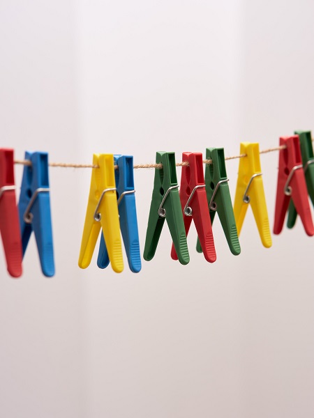 Прищепка д/белья Дельфин (24шт набор) пластик в коробке ПБ-003 /50шт/ АкваМаг